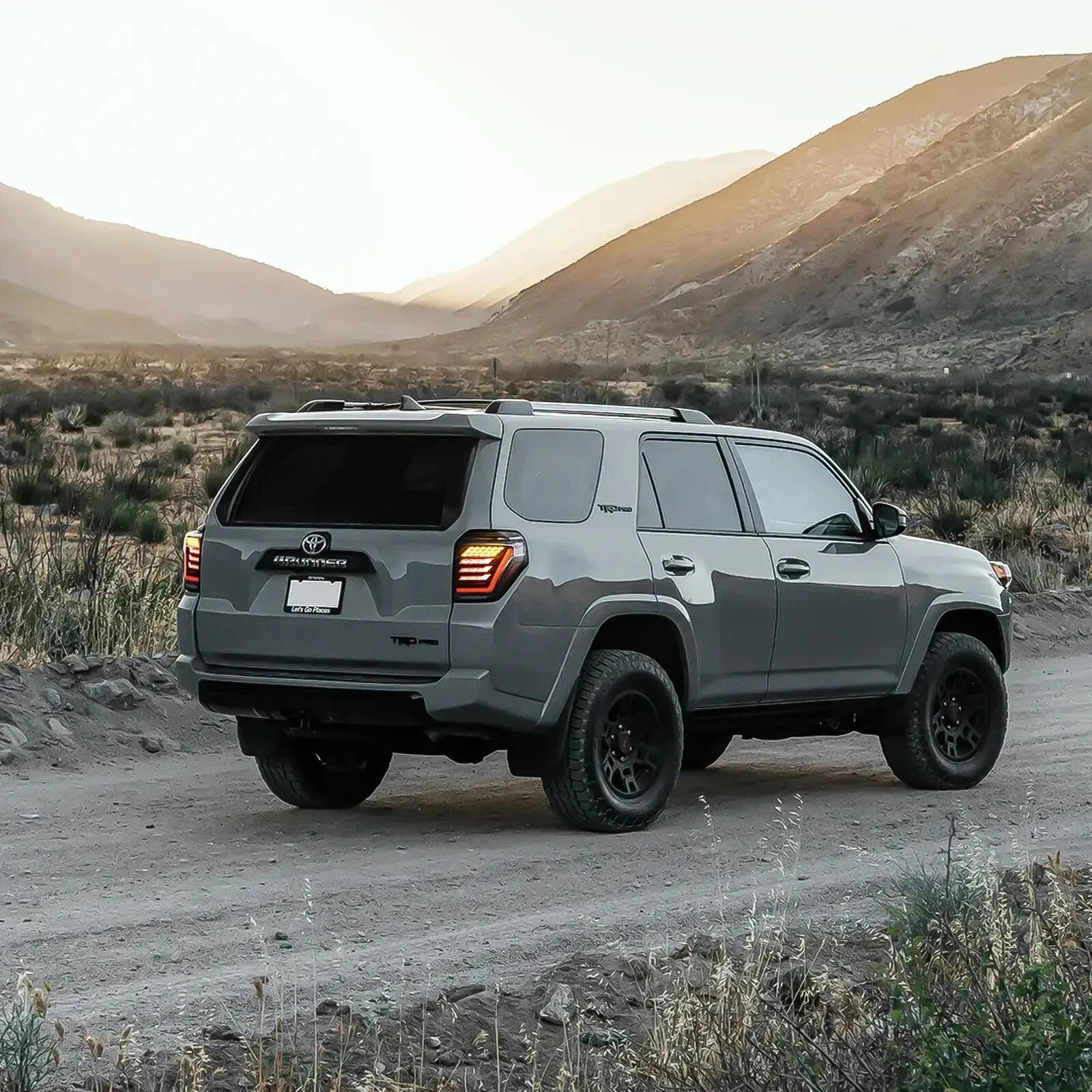 Toyota 4Runner Clear Tail Lights For 2014-2021 - Image 15